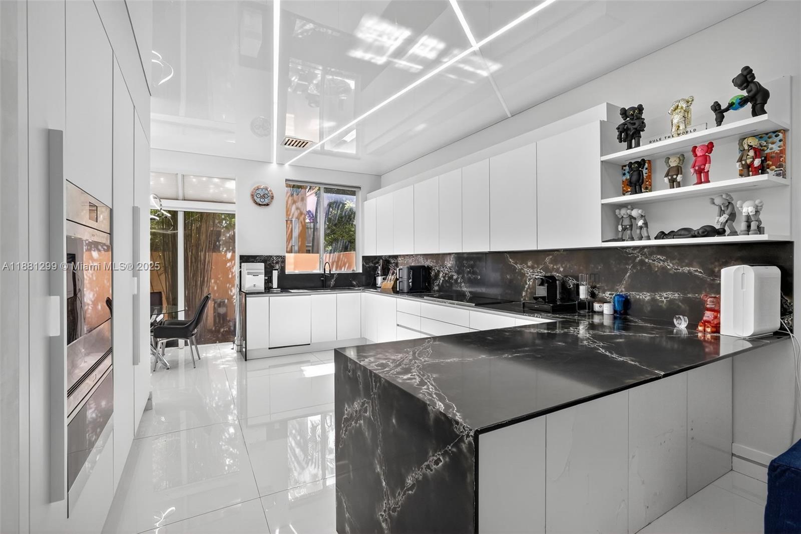 Photo of 3710 208th Ter  (3710), Aventura, Florida, 33180 - 