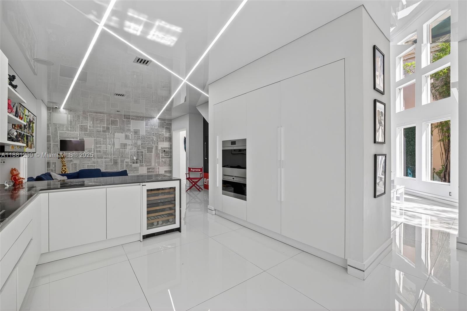 Photo of 3710 208th Ter  (3710), Aventura, Florida, 33180 - 