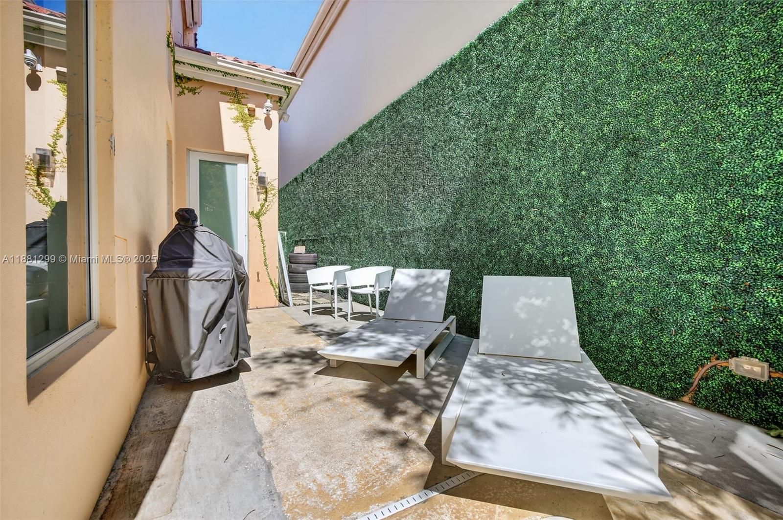 Photo of 3710 208th Ter  (3710), Aventura, Florida, 33180 - 