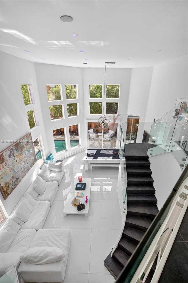 Photo of 3710 208th Ter  (3710), Aventura, Florida, 33180 - 