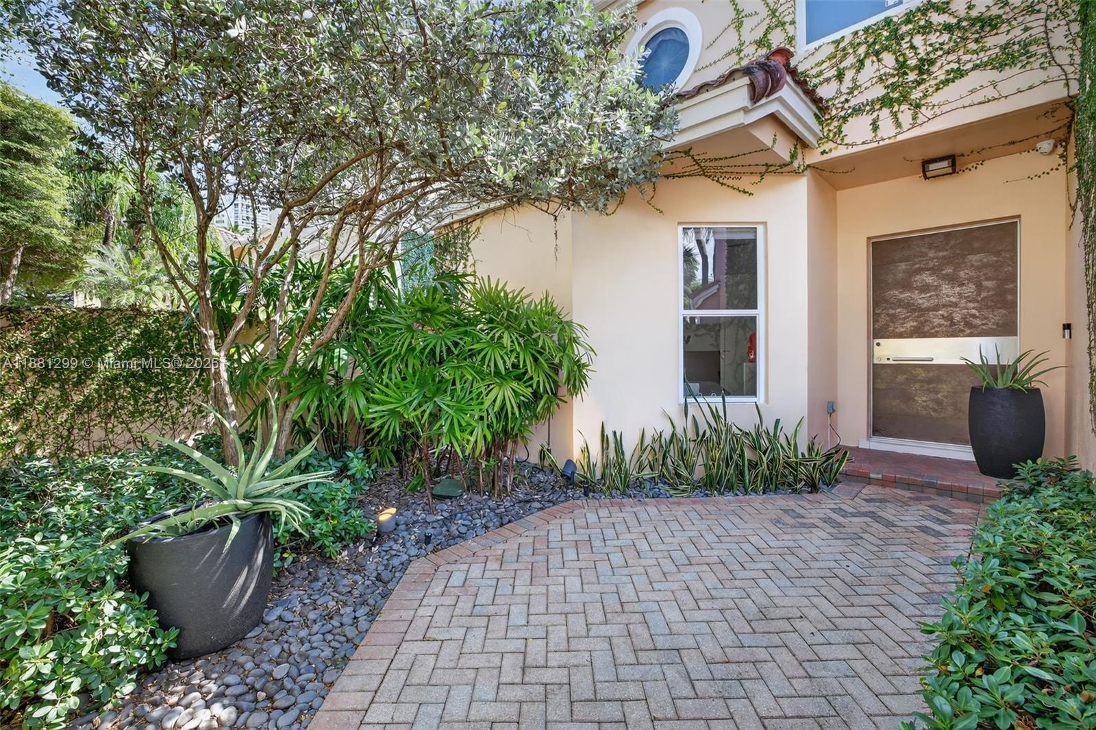 Photo of 3710 208th Ter  (3710), Aventura, Florida, 33180 - 