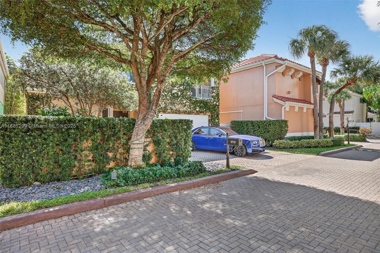 Photo of 3710 208th Ter  (3710), Aventura, Florida, 33180 - 