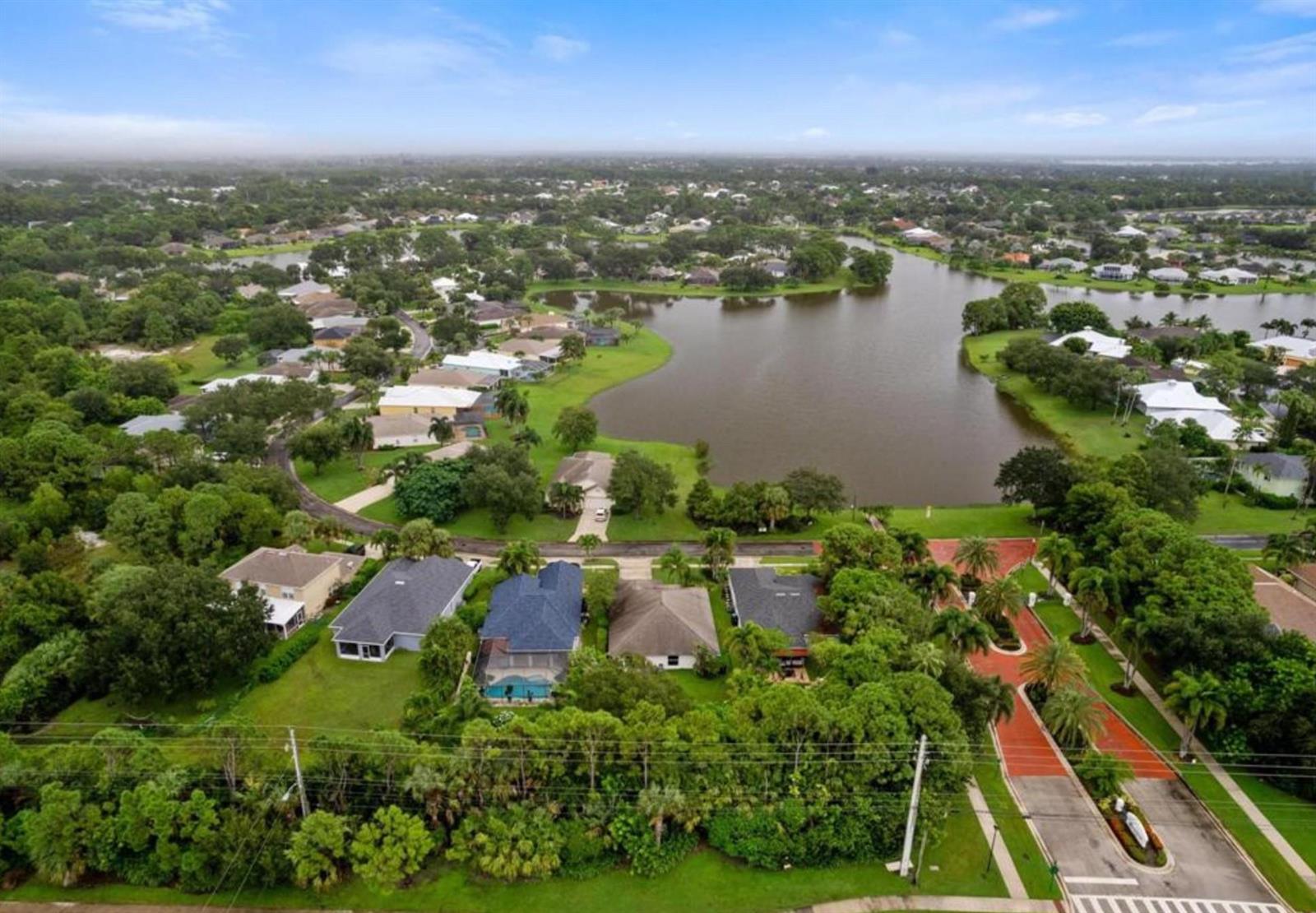 296 3 / 2 1798 sq. ft. $ 2026-01-08 0 foto