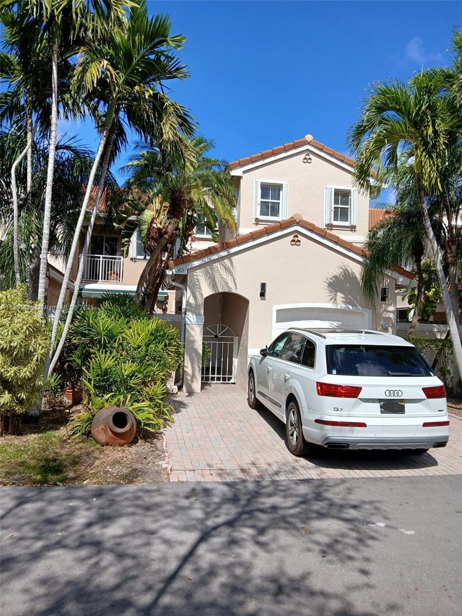 Photo of 1065 River Birch St  (1065), Hollywood, Florida, 33019 - 