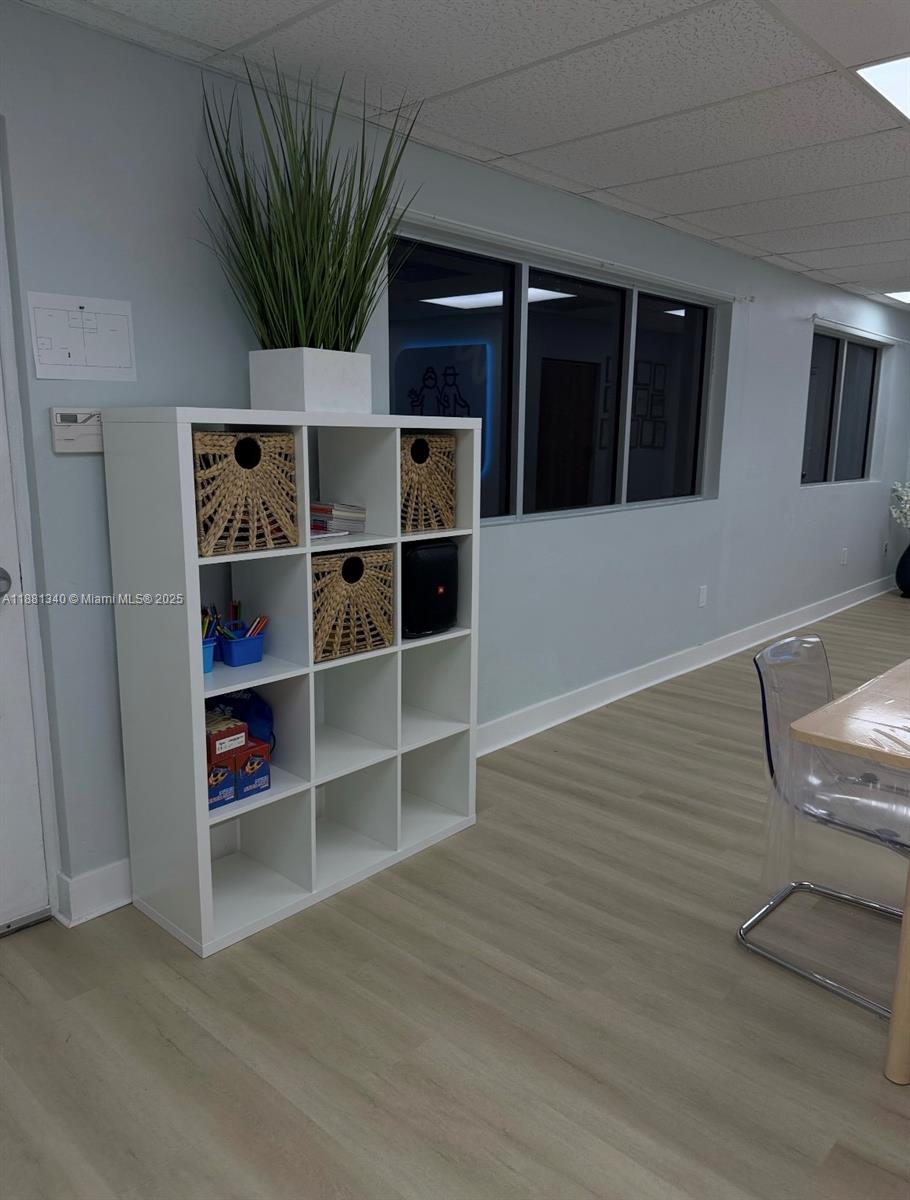 116-117  /   sq. ft. $ 2025-09-18 0 foto