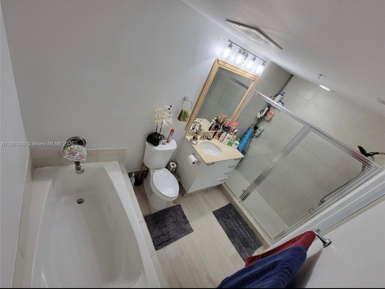 Photo of 140 Dixie Hwy  #519, Hollywood, Florida, 33020 - 
