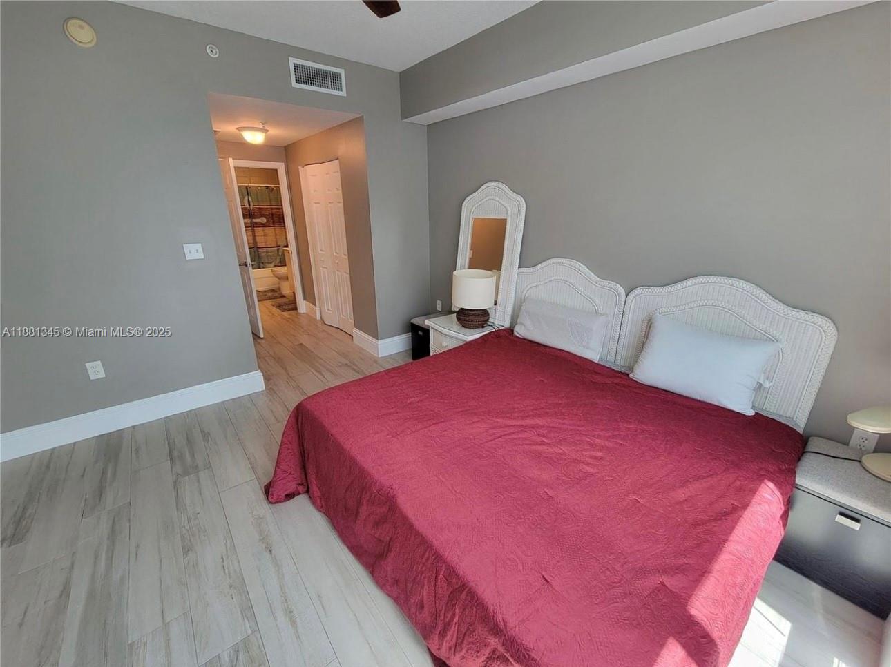 Photo of 140 Dixie Hwy  #519, Hollywood, Florida, 33020 - 