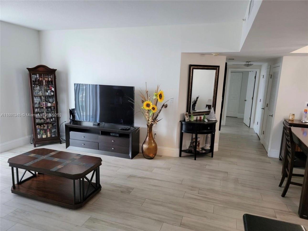 Photo of 140 Dixie Hwy  #519, Hollywood, Florida, 33020 - 