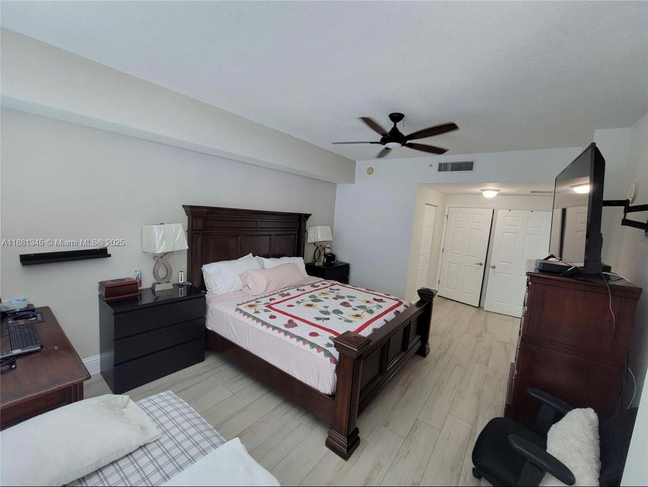 Photo of 140 Dixie Hwy  #519, Hollywood, Florida, 33020 - 
