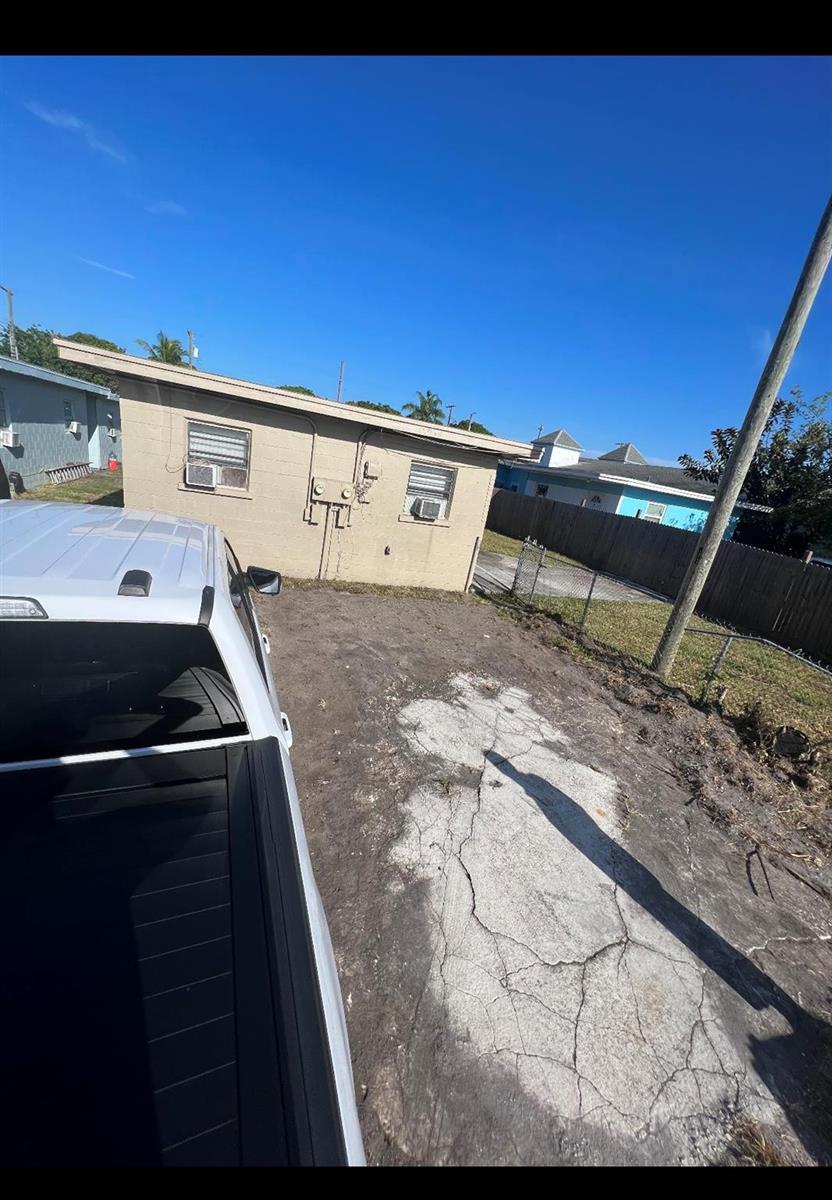   / 0 1064 sq. ft. $ 2026-03-20 0 foto