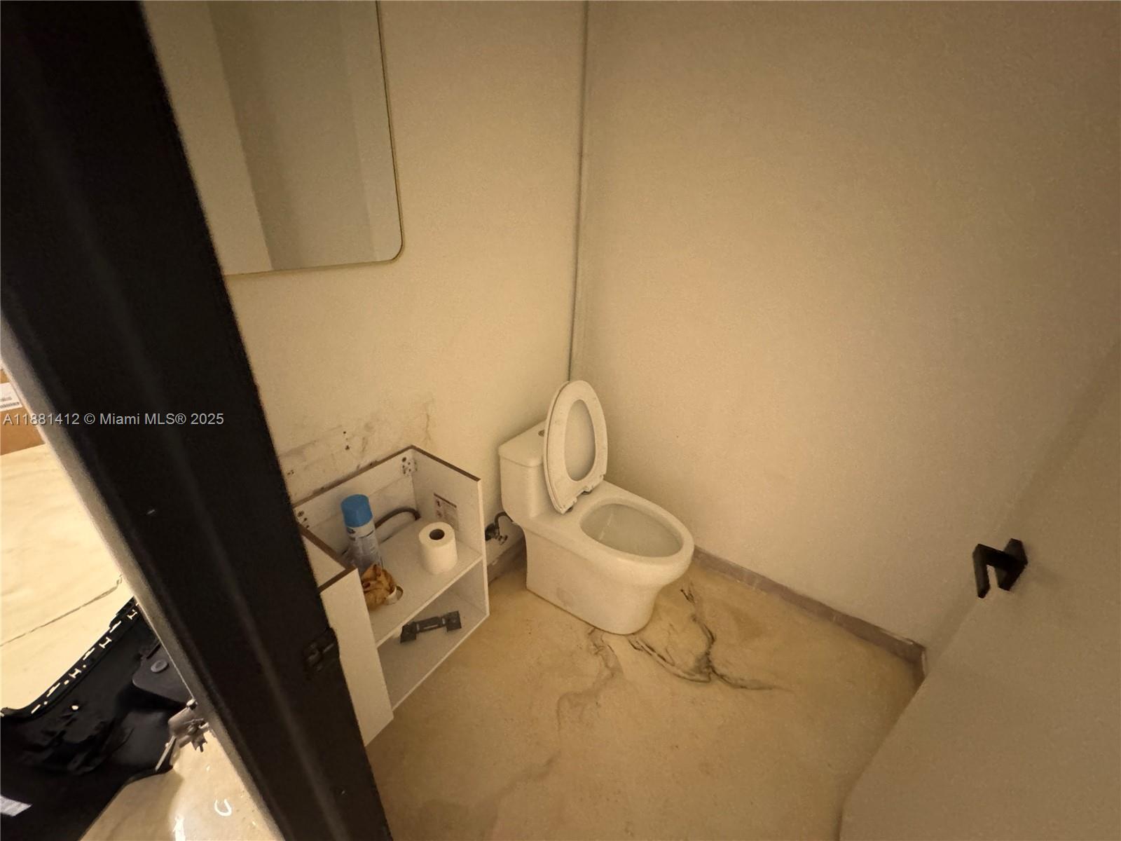   /   sq. ft. $ 2025-09-18 0 Photo