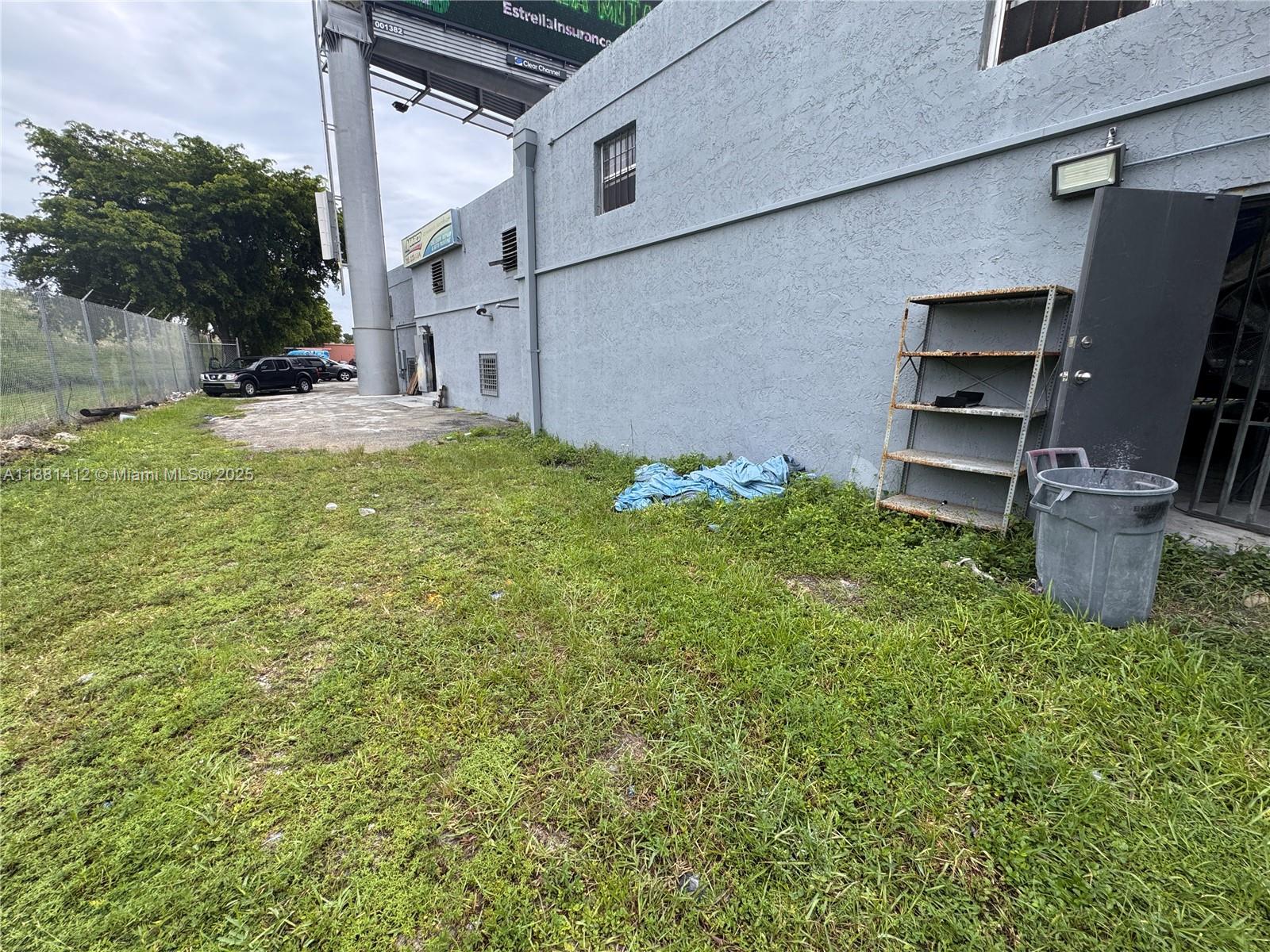   /   sq. ft. $ 2025-09-18 0 Photo