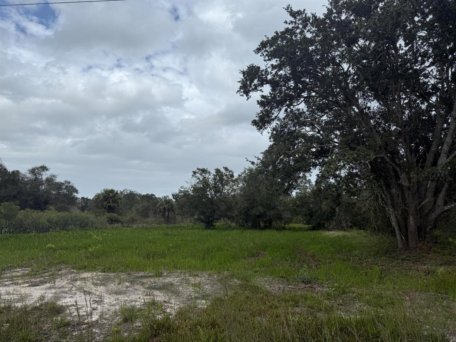   / 0  sq. ft. $ 2026-04-01 0 foto