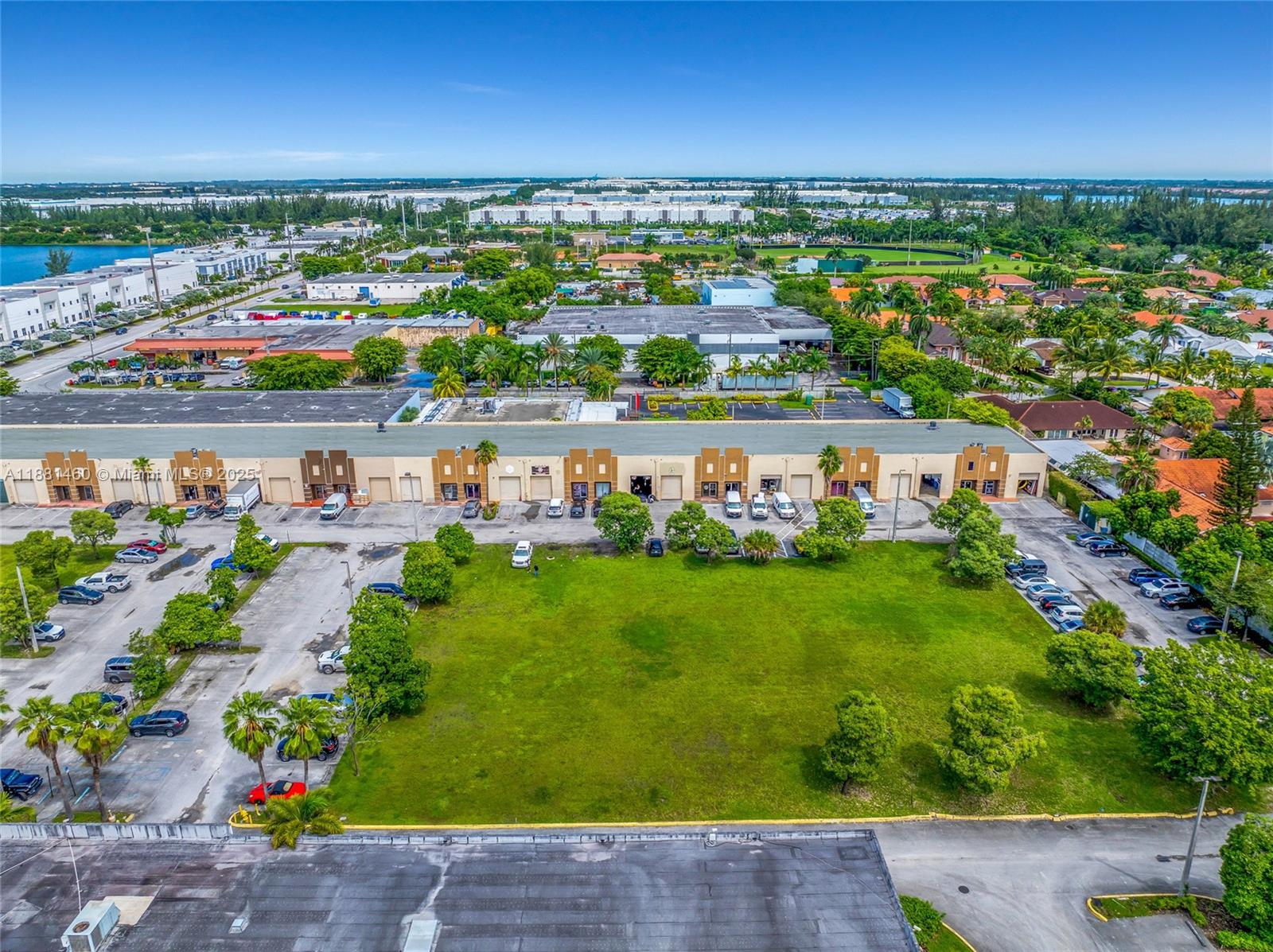 E9  /   sq. ft. $ 2025-09-19 0 Photo