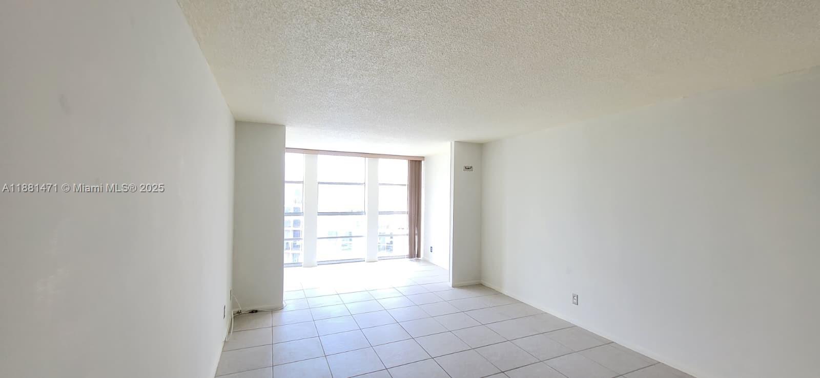 Photo of 601 Three Islands Blvd  #510, Hallandale Beach, Florida, 33009 - living room / den area