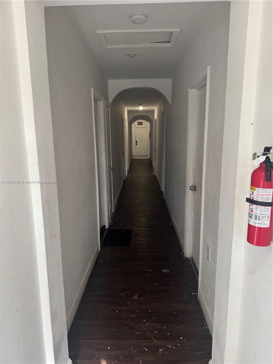 See details / 1772 sq. ft. $ 2025-09-19 0 Photo