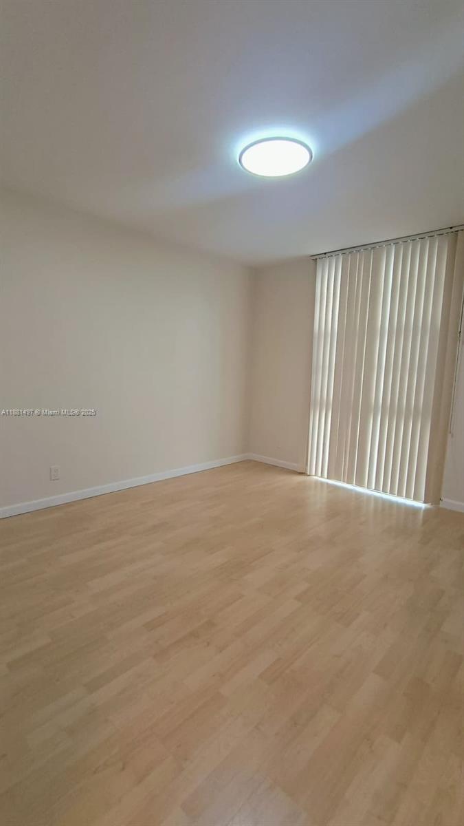 Photo of 3475 Country Club Dr  #408, Aventura, Florida, 33180 - 
