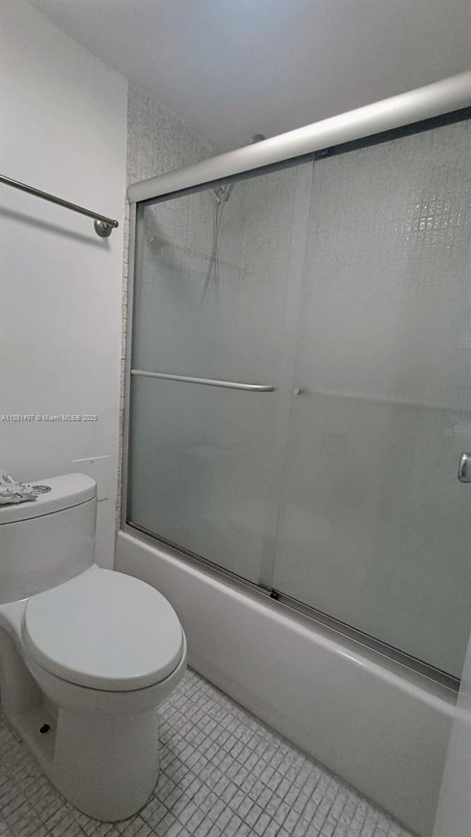 Photo of 3475 Country Club Dr  #408, Aventura, Florida, 33180 - 