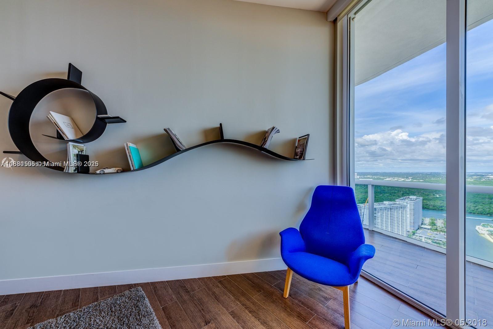 Ver detalles 3205 2 / 2 1463 sq. ft. $ 2025-09-19 0 foto