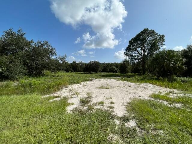   / 0  sq. ft. $ 2026-04-01 0 foto
