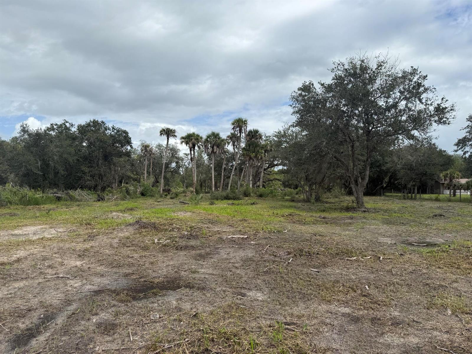   / 0  sq. ft. $ 2026-04-01 0 foto
