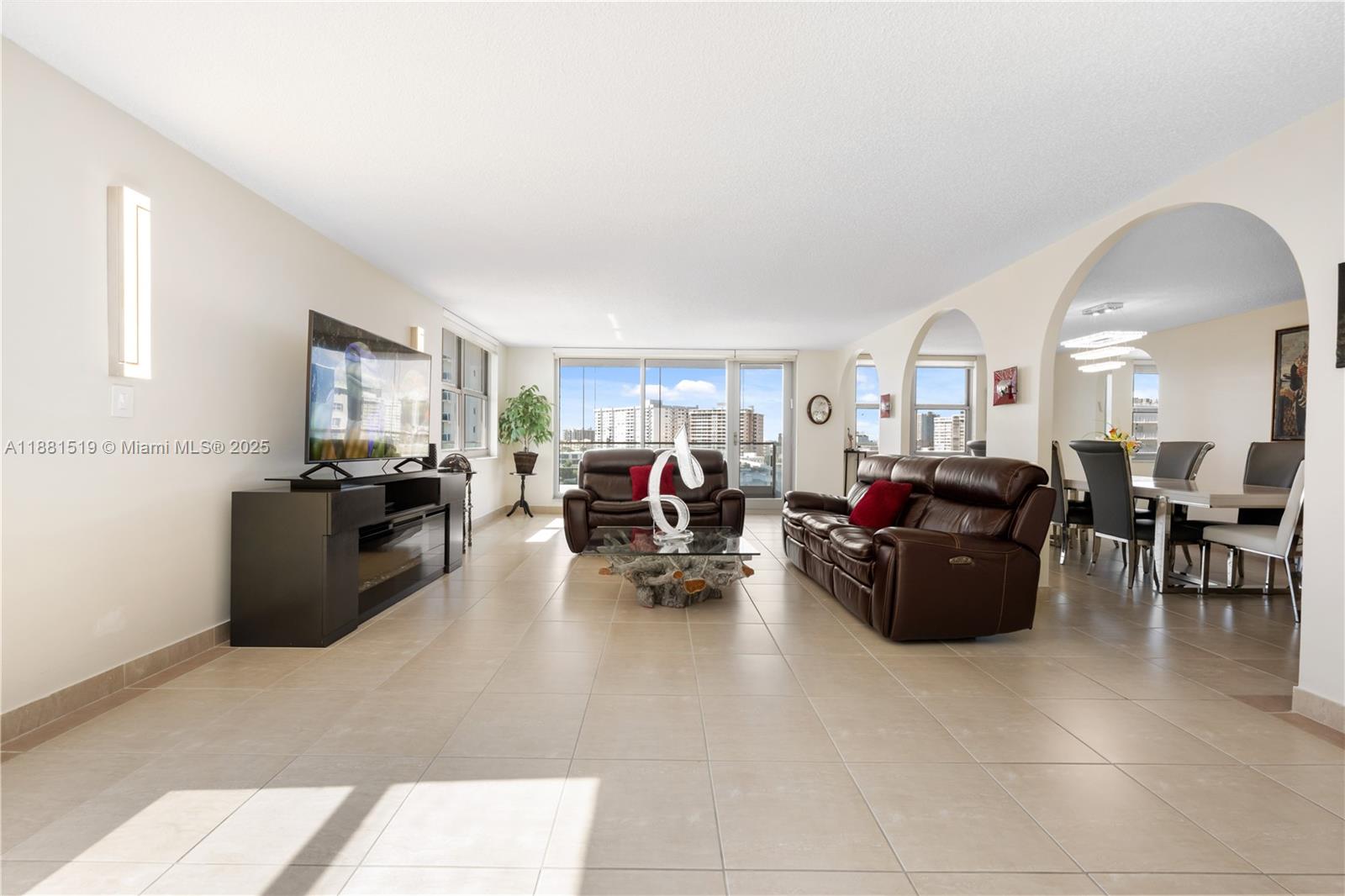 Photo of 1920 Ocean Dr #7A, Hallandale Beach, Florida, 33009 -