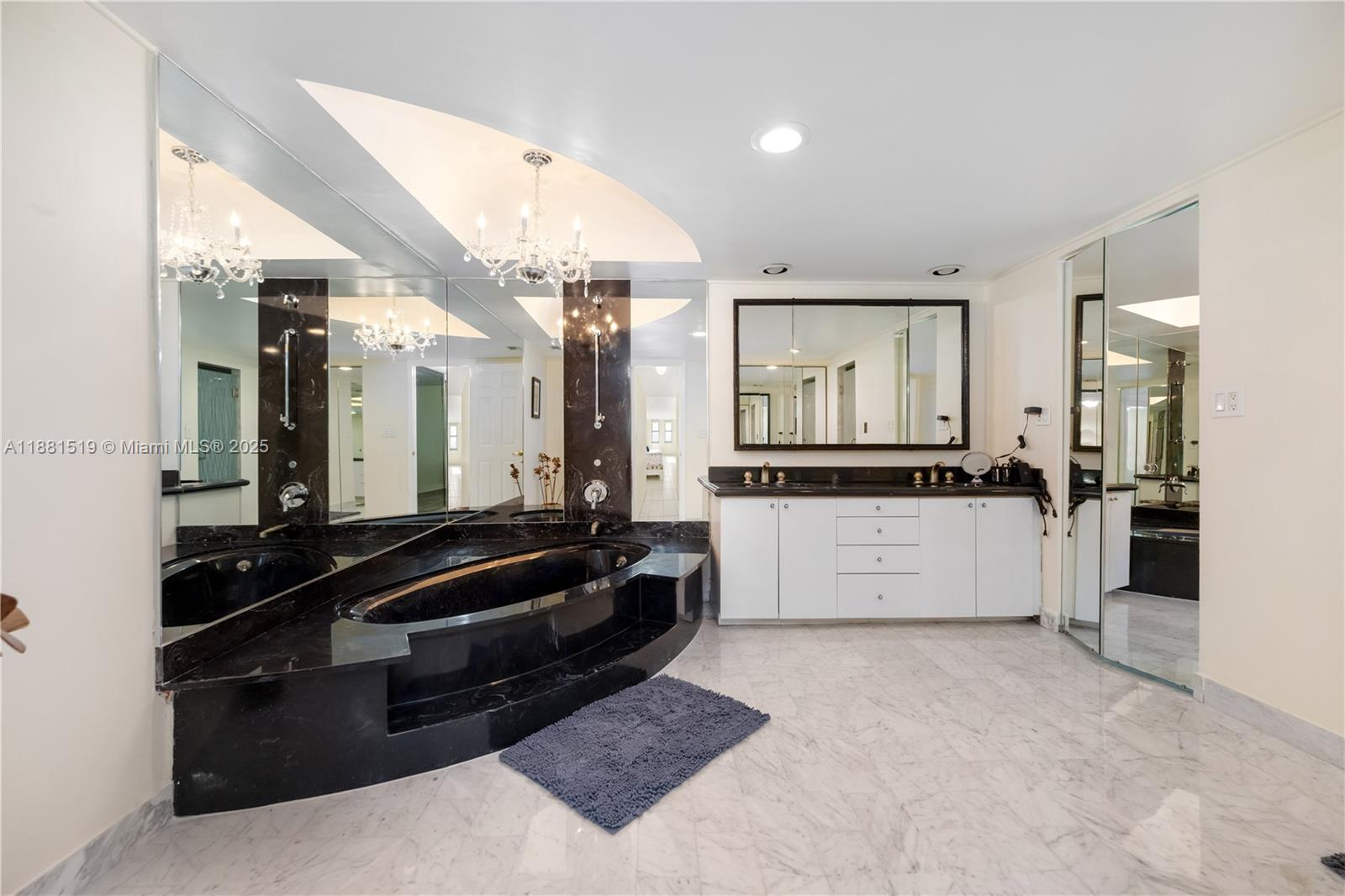Photo of 1920 Ocean Dr  #7A, Hallandale Beach, Florida, 33009 - 