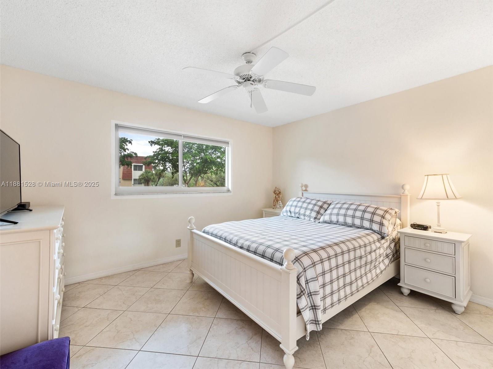 Photo of 1001 14th Ave  #207, Hallandale Beach, Florida, 33009 - 