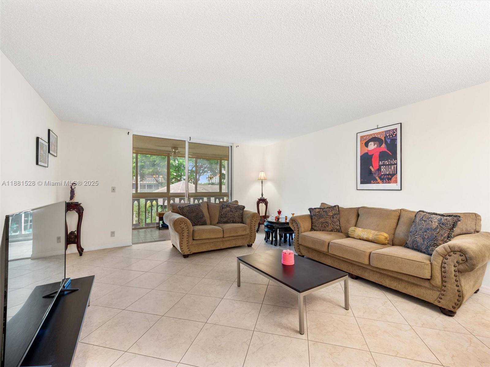 Photo of 1001 14th Ave #207, Hallandale Beach, Florida, 33009 -