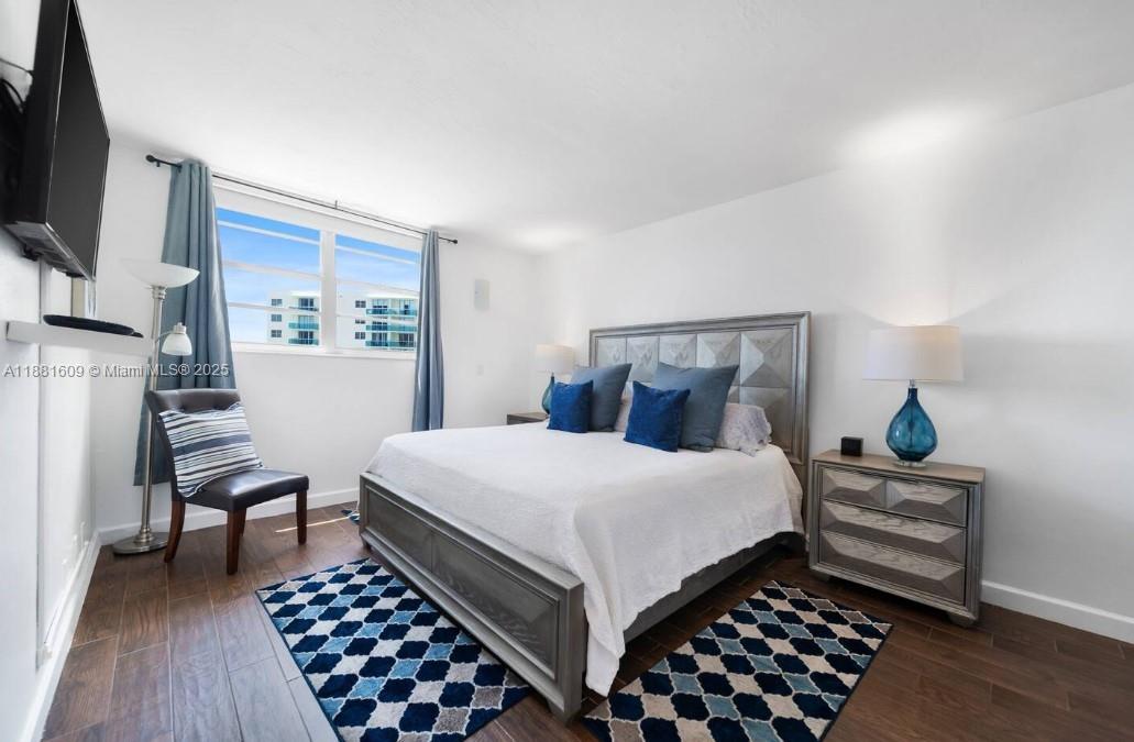 Photo of 3801 Ocean Dr  #11N, Hollywood, Florida, 33019 - 