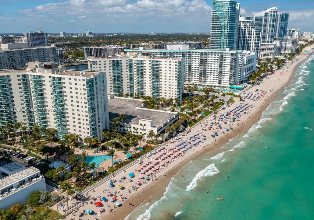 Photo of 3801 Ocean Dr  #11N, Hollywood, Florida, 33019 - 