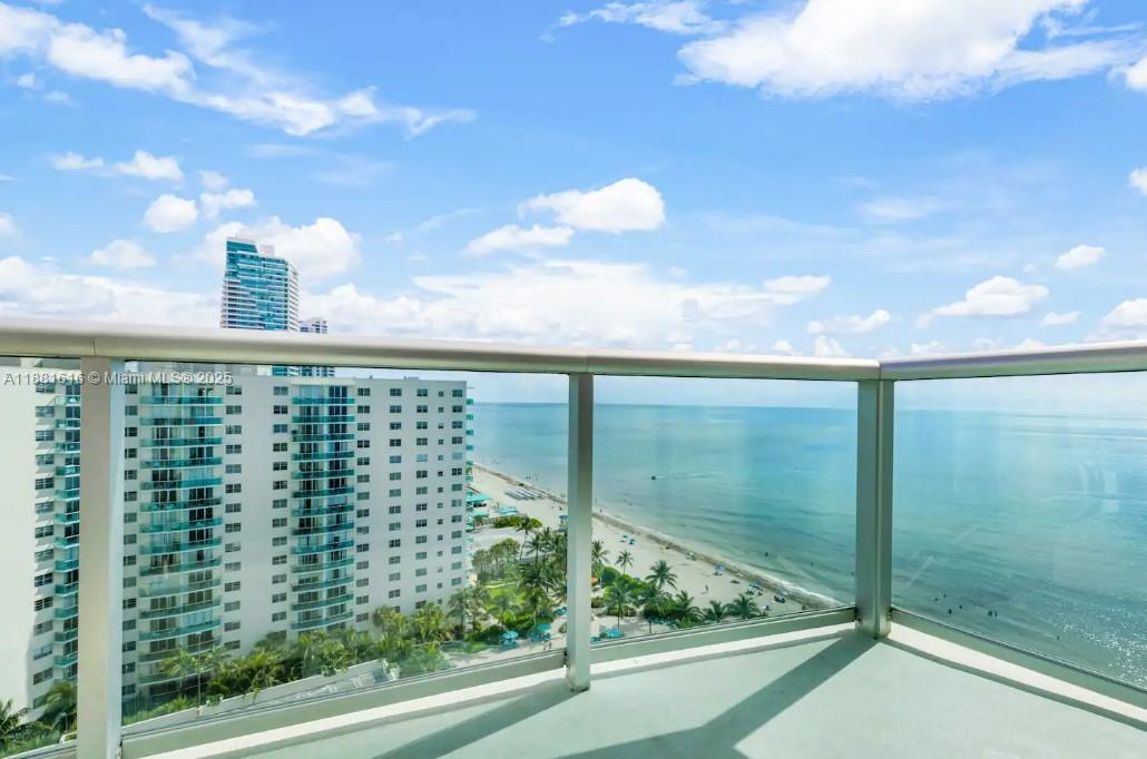 Photo of 3901 Ocean Dr  #PH16D, Hollywood, Florida, 33019 - 