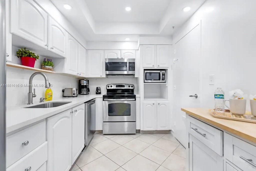 Photo of 3901 Ocean Dr  #PH16D, Hollywood, Florida, 33019 - 