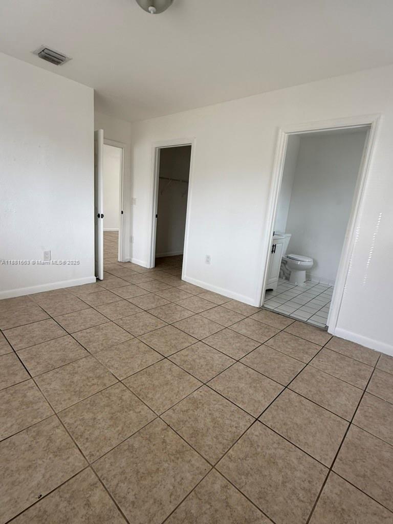 See details / 2380 sq. ft. $ 2025-09-19 0 Photo