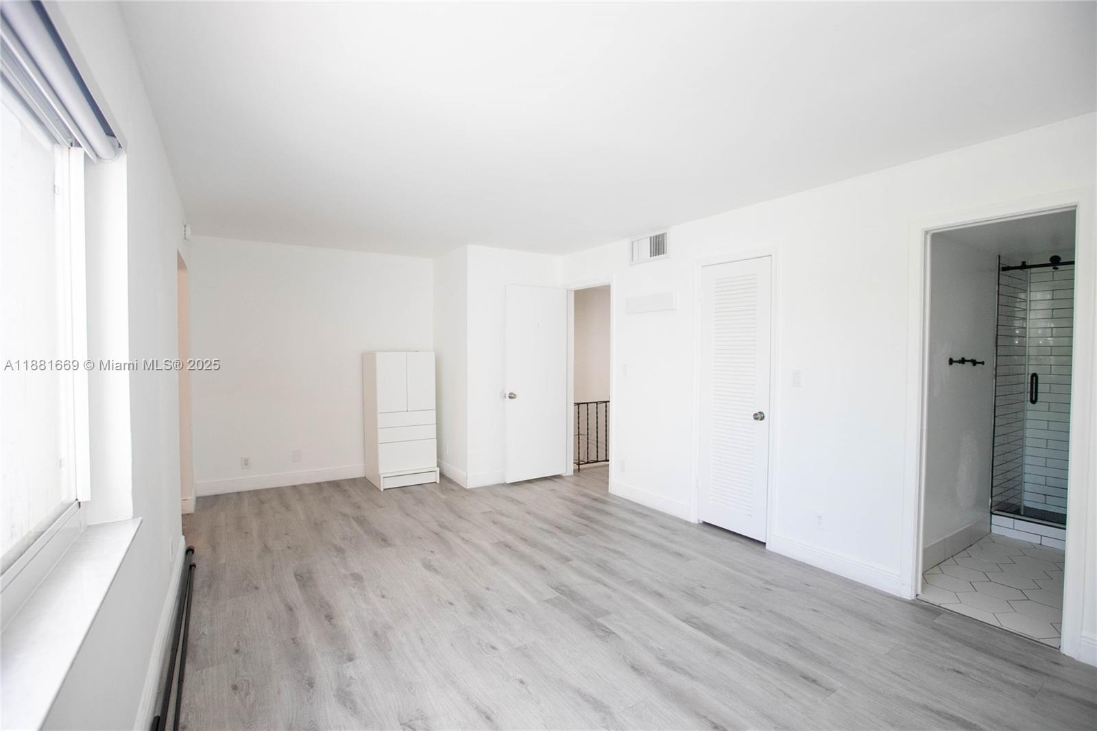 Photo of   , Hallandale Beach, Florida, 33009 - 