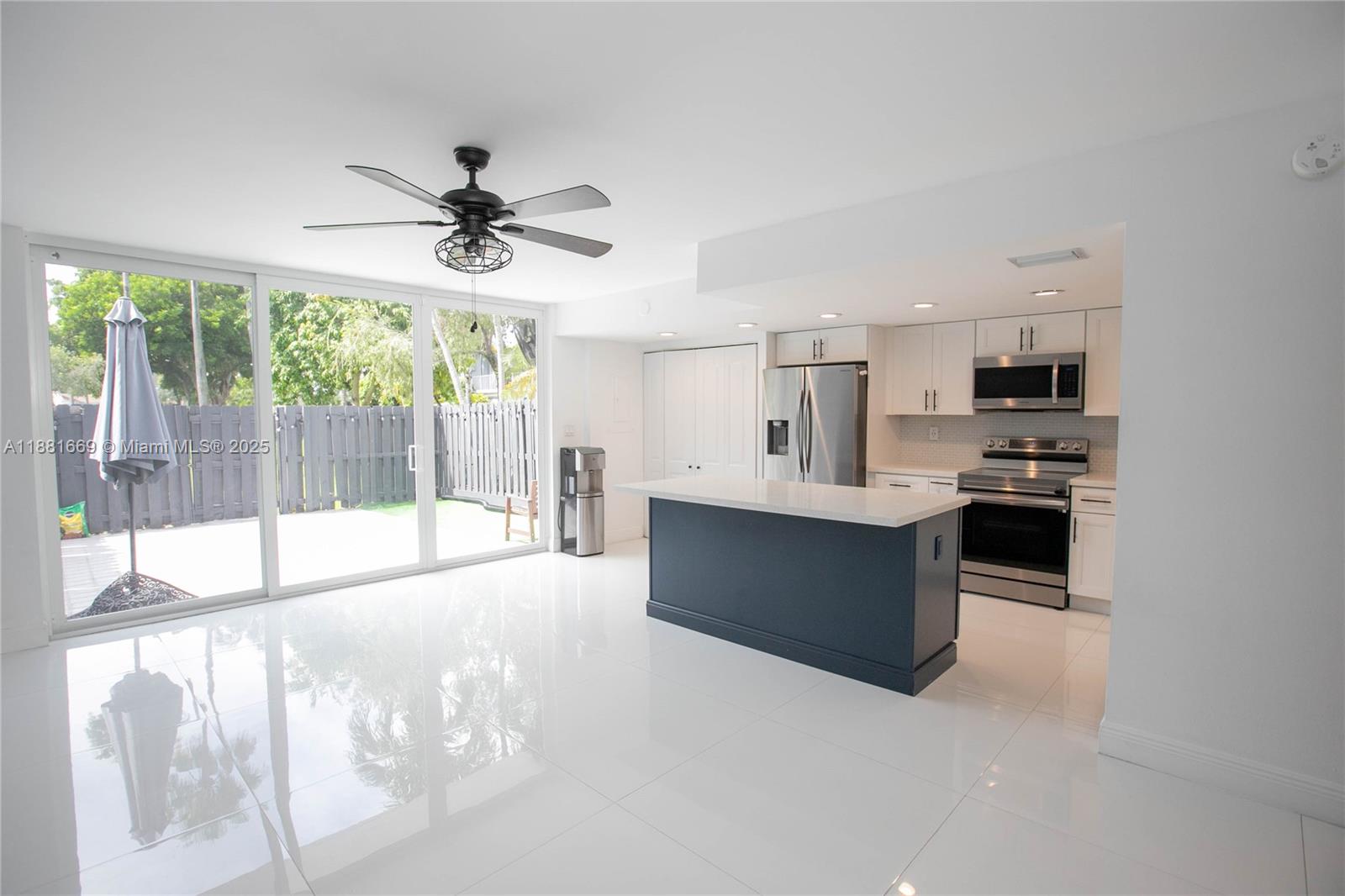 Photo of , Hallandale Beach, Florida, 33009 -