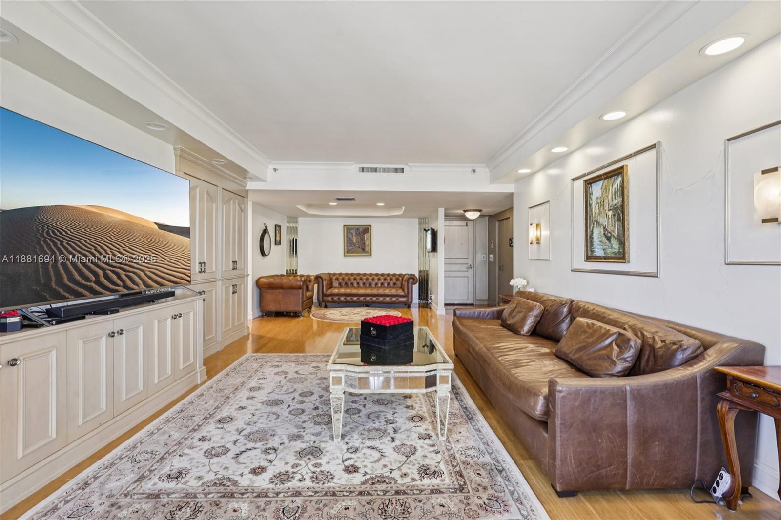Photo of 20191 Country Club Dr  #1102, Aventura, Florida, 33180 - 