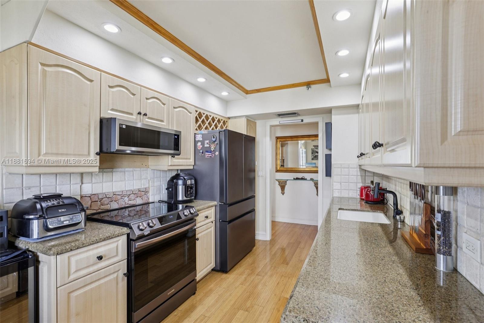 Photo of 20191 Country Club Dr  #1102, Aventura, Florida, 33180 - 
