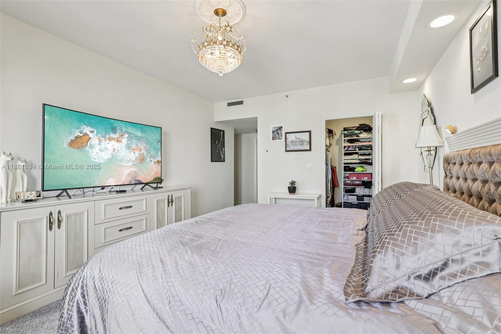 Photo of 20191 Country Club Dr  #1102, Aventura, Florida, 33180 - 