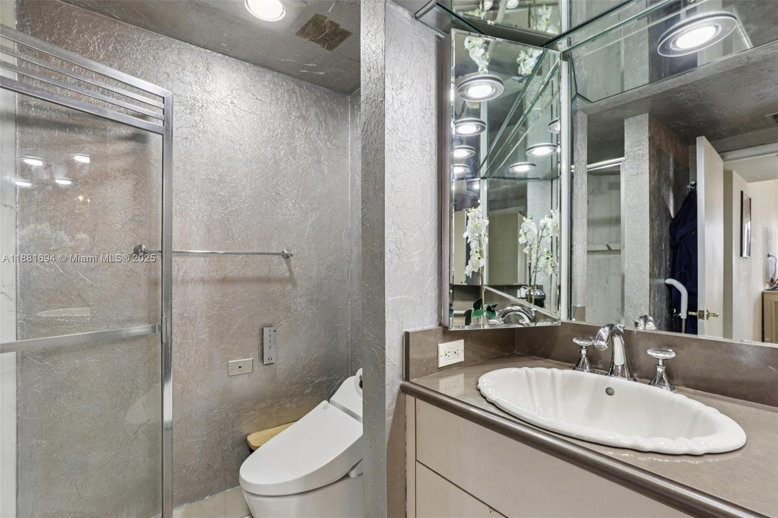 Photo of 20191 Country Club Dr  #1102, Aventura, Florida, 33180 - 