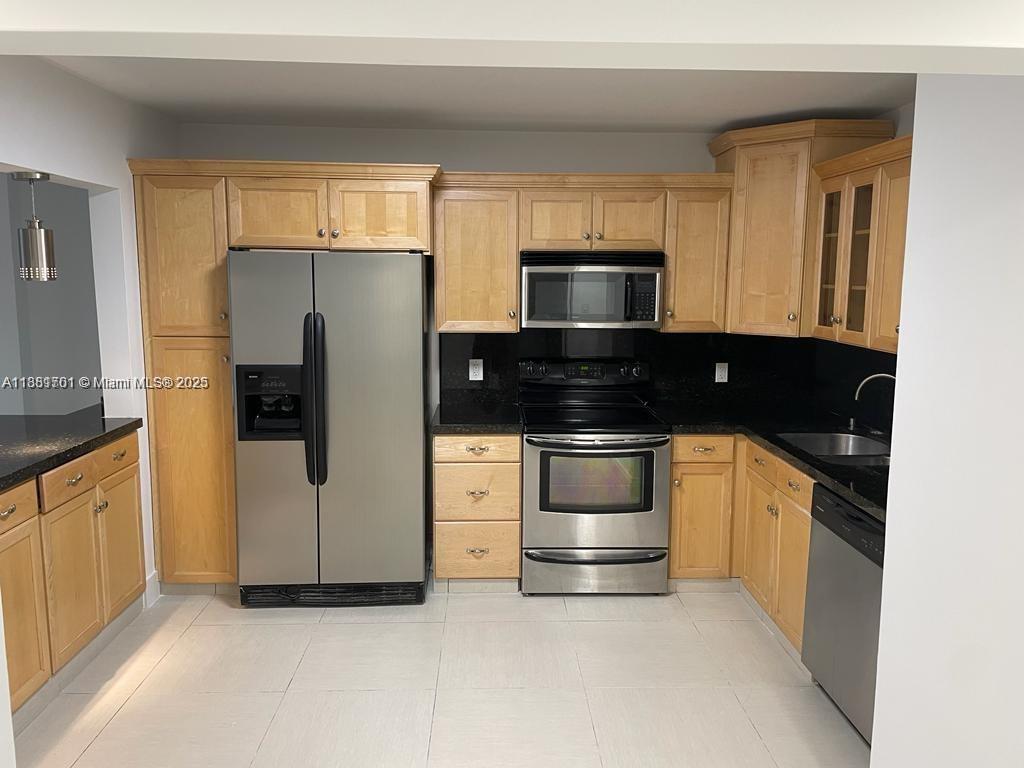 Photo of 8877 Collins Ave #305, Surfside, Florida, 33154 -
