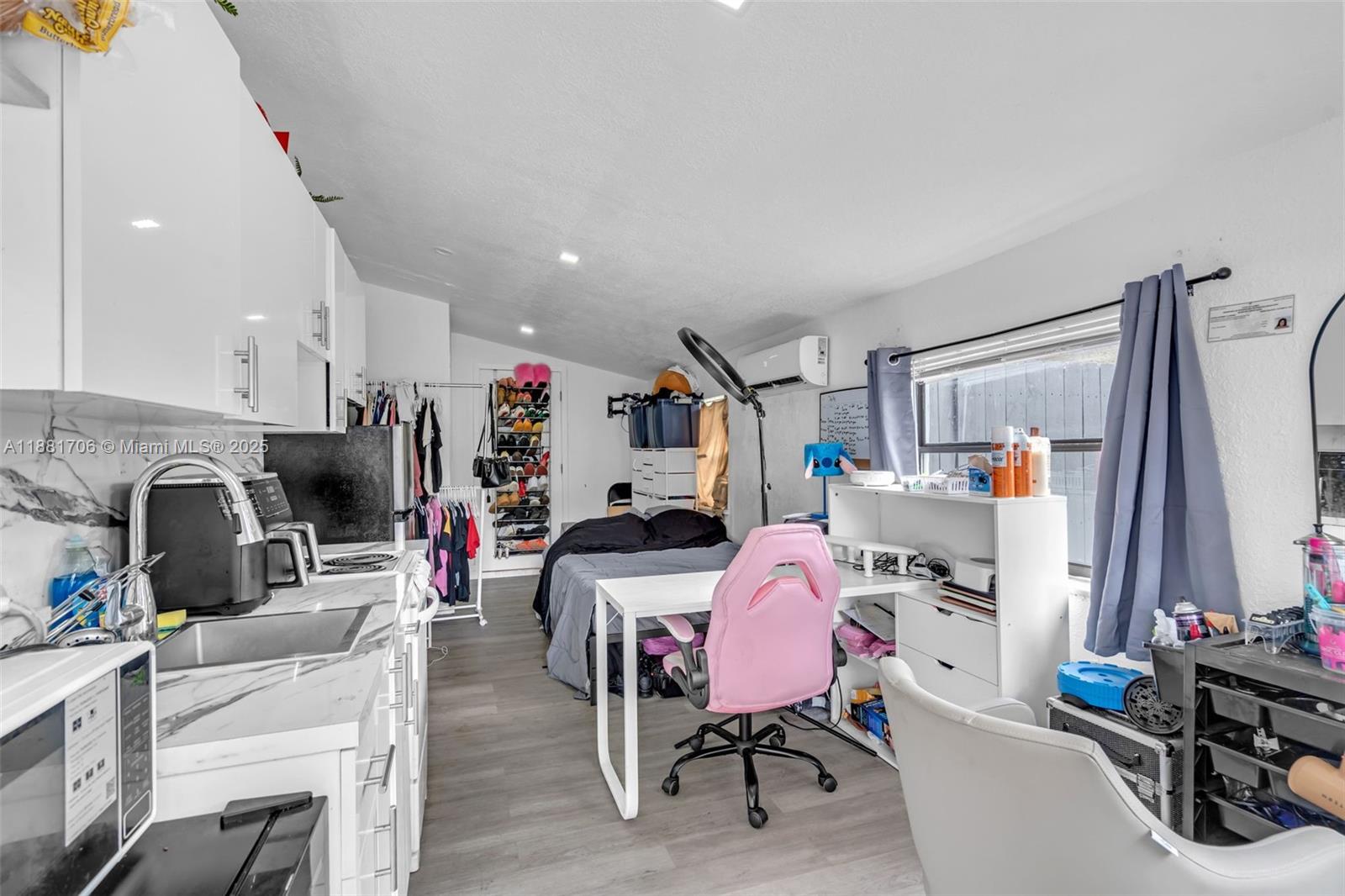 Ver detalles / 1226 sq. ft. $ 2025-09-19 0 foto