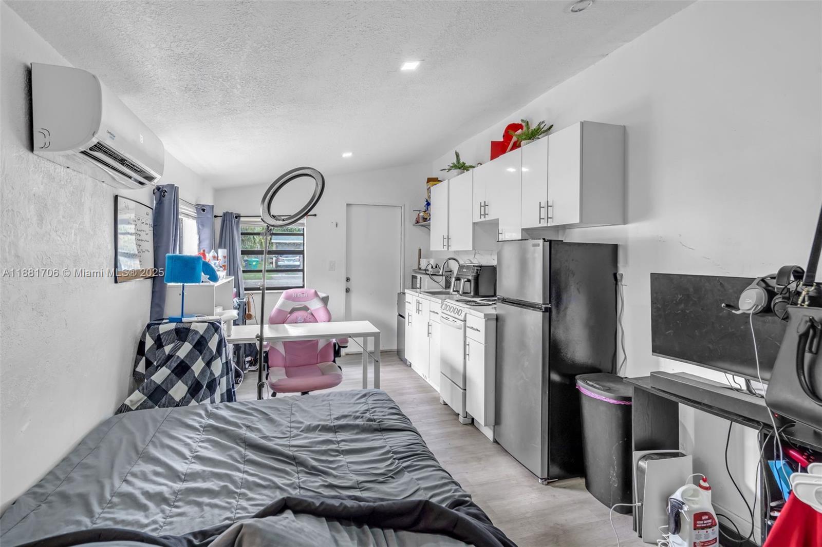 Ver detalles / 1226 sq. ft. $ 2025-09-19 0 foto