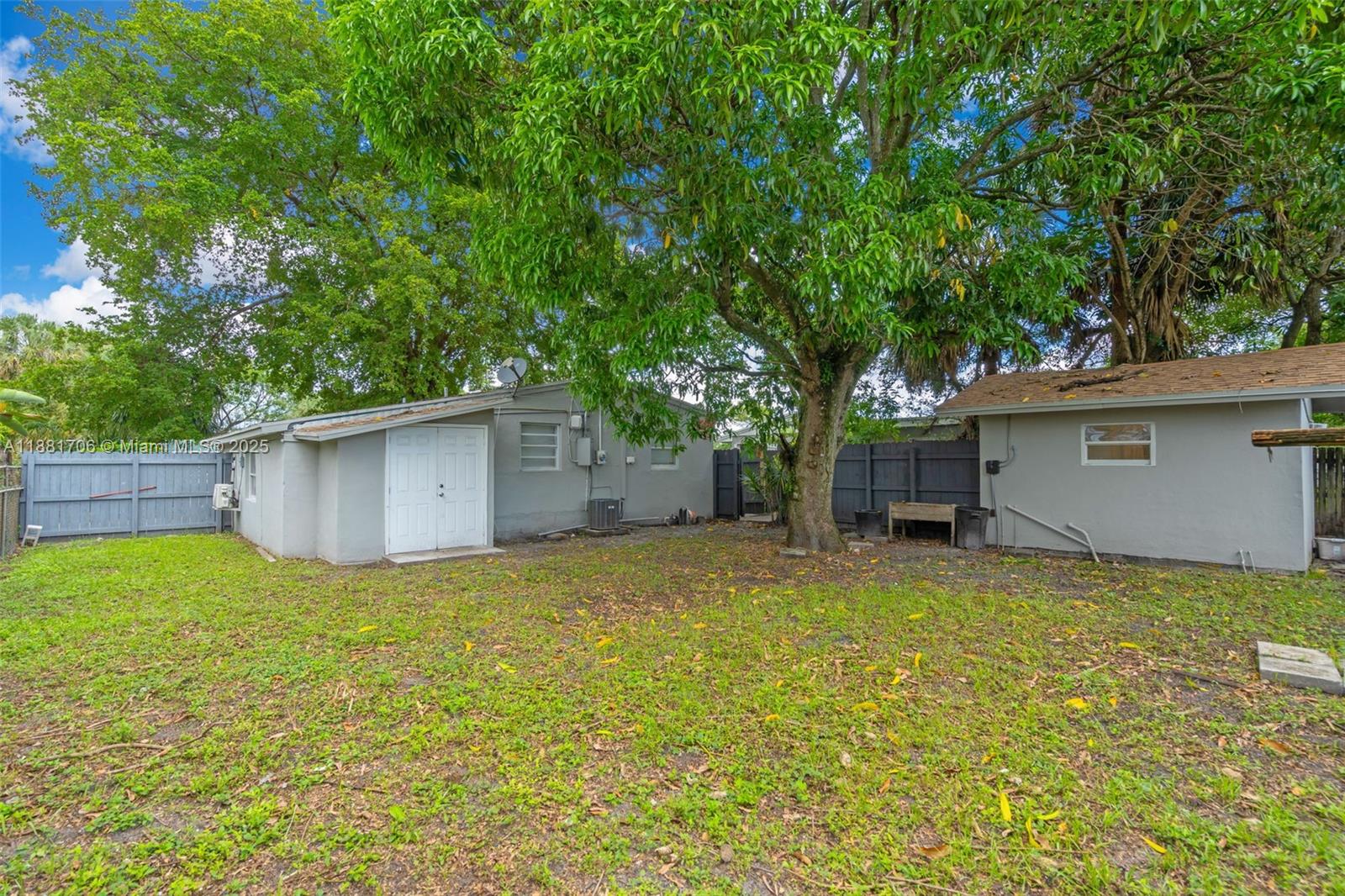 Ver detalles / 1226 sq. ft. $ 2025-09-19 0 foto