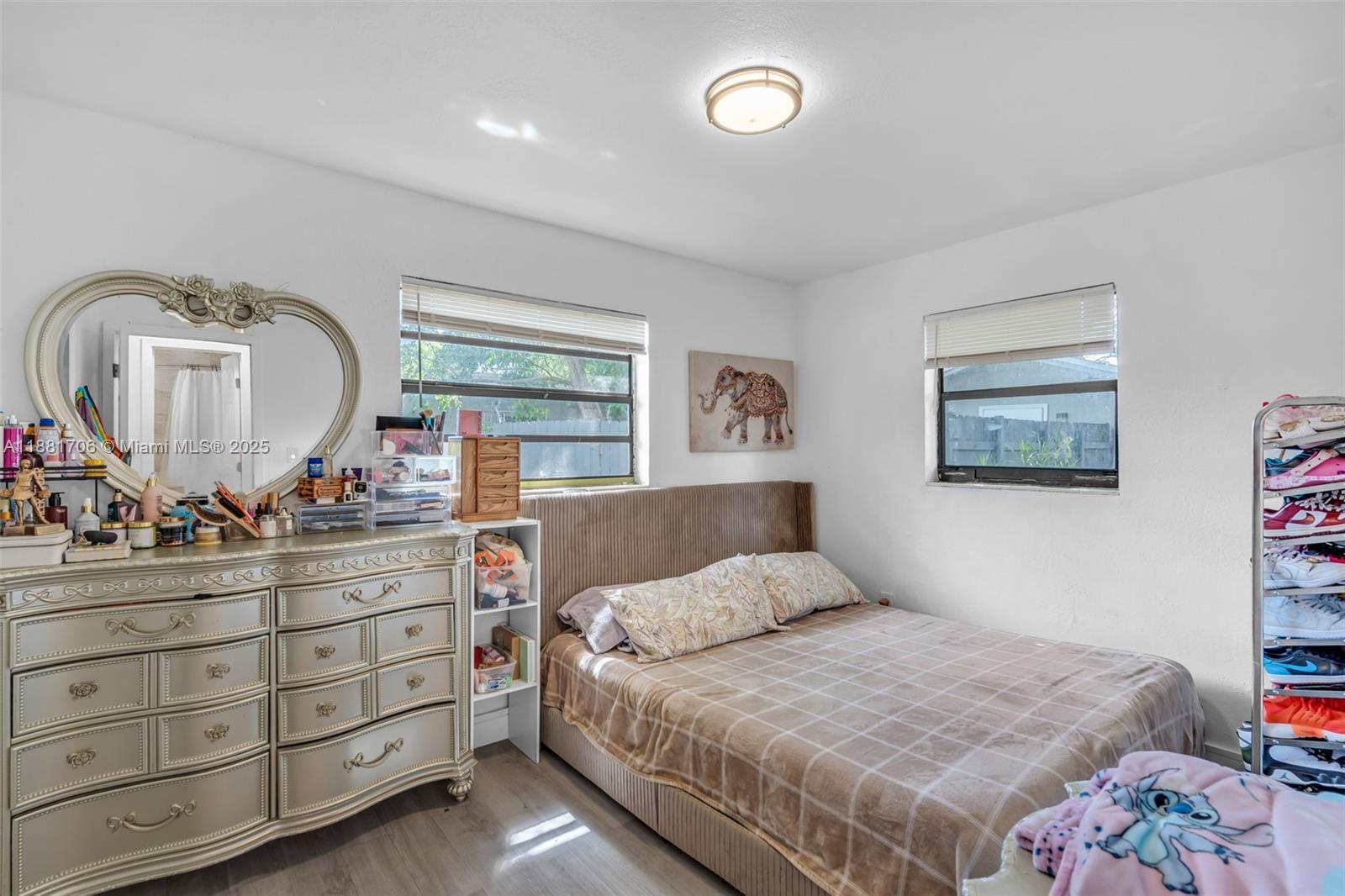 Ver detalles / 1226 sq. ft. $ 2025-09-19 0 foto