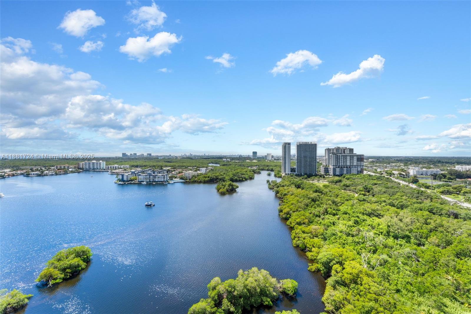 Photo of 17111 Biscayne Blvd  #2202, North Miami Beach, Florida, 33160 - 