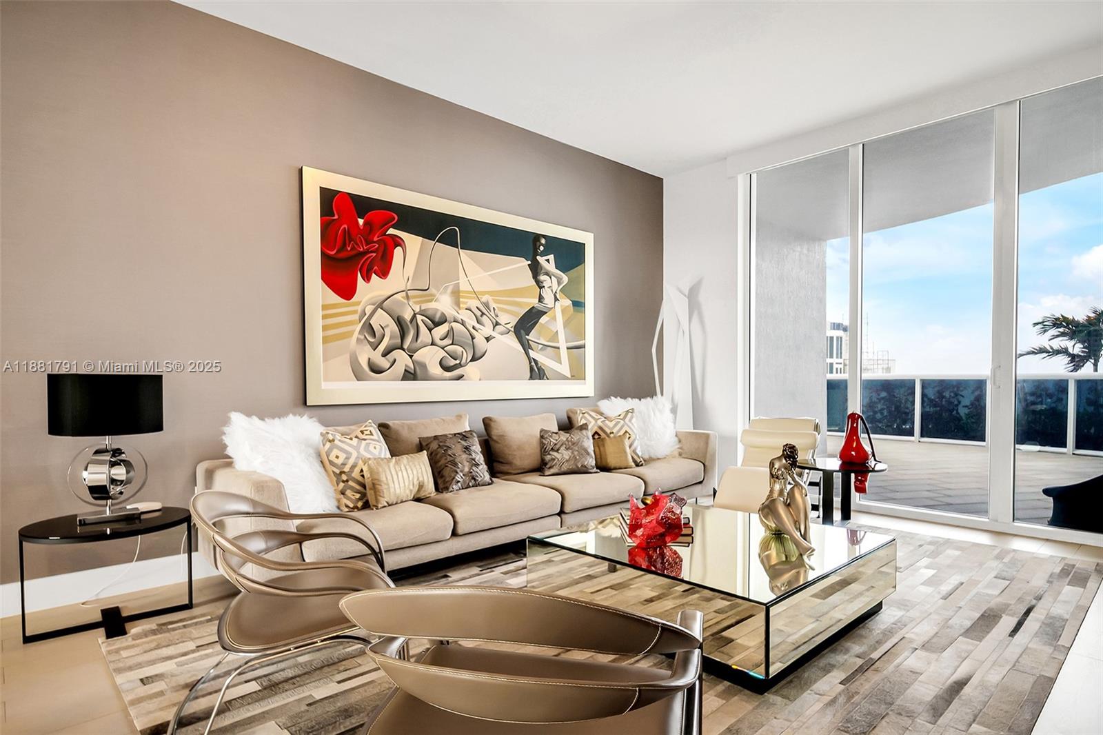 404 2 / 4 2354 sq. ft. $ 2025-09-19 0 Photo