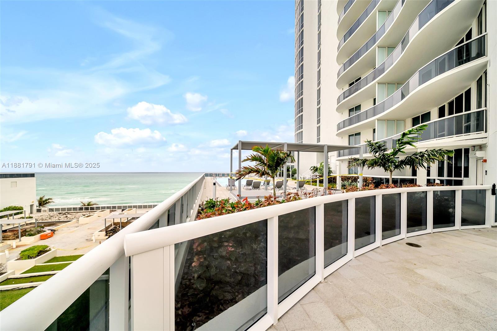 404 2 / 4 2354 sq. ft. $ 2025-09-19 0 Photo