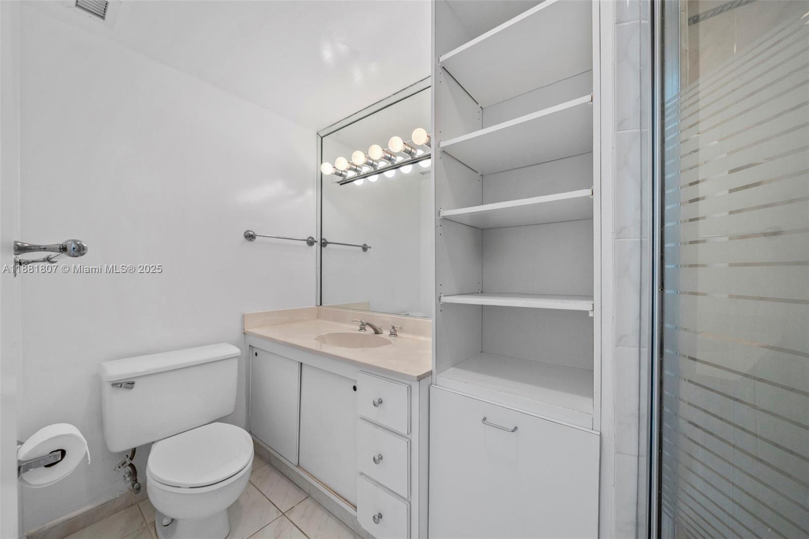 1711 1 / 2 762 sq. ft. $ 2025-09-19 0 Photo