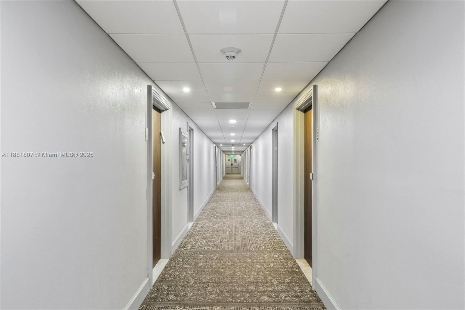 1711 1 / 2 762 sq. ft. $ 2025-09-19 0 Photo